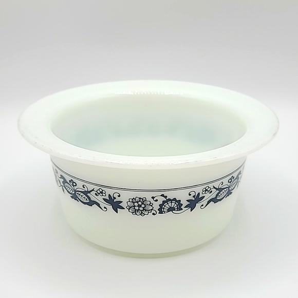 CLEARANCE Pyrex Corningware Corelle Old Town Blue Onion Butter Crock Tub - Picture 1 of 6